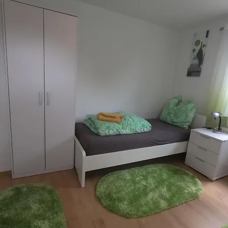 Ninua, 5 Schlafzimmer, Garten & Terrasse *