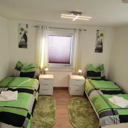 Ninua, 5 Schlafzimmer, Garten & Terrasse
